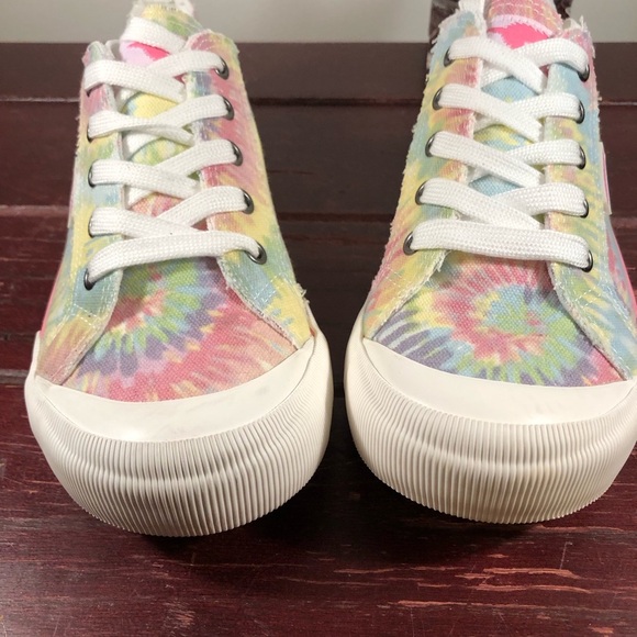Rocket Dog Women's Lace Up Tie Dye Sneakers Size 8.5 NWOT - Picture 4 of 12